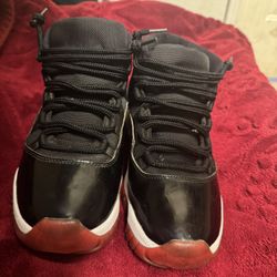 Jordan 11 Retro Bred 
