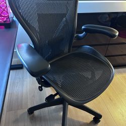 Herman Miller Aeron Chair