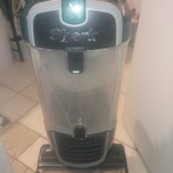 Shark Vacuum Great Condition $30 South City STL Will Accept Trade