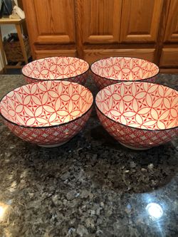 Lot of 4 Bowls by Tablescapes Gaia. Size 6 inches wide and 3 inches tall. Capacity 20 ounces. Brand new never used. Dishwasher safe and microwave