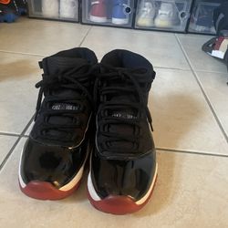 Air Jordan 11 Retro Bred 2019 Size9