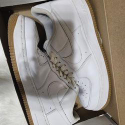 MEN'S NIKE AIR FORCE 1 '07  shoes White/Gum Light Brown size 11