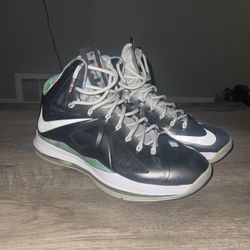 Lebron Prism 2012 Like New Size 11.5