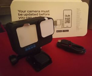 GoPro Hero 12 (BLACK) "NEW IN BOX!"