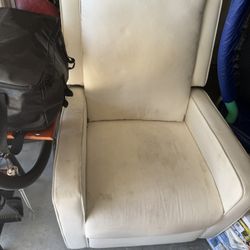 Rocking chair / Recliner