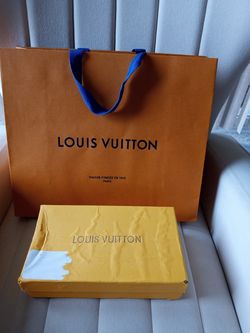 Lou's veten women's purse with Bag