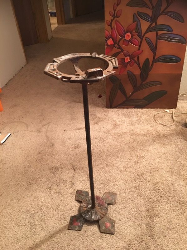 Used as ashtray holder