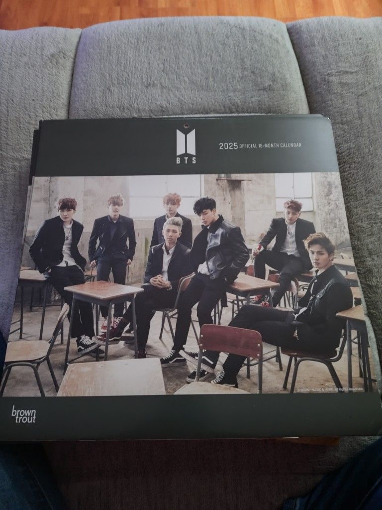 BTS & Taylor Swift 2025 calendars