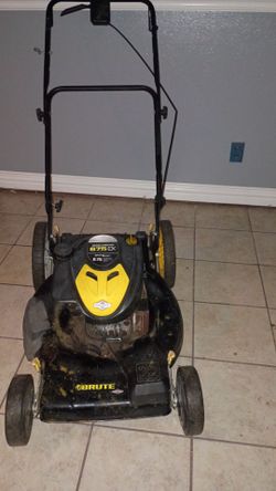 Brute 675  lawnmower self propelled