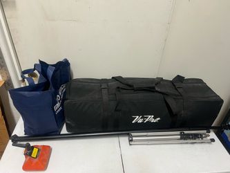 Photography lighting and backdrop kit