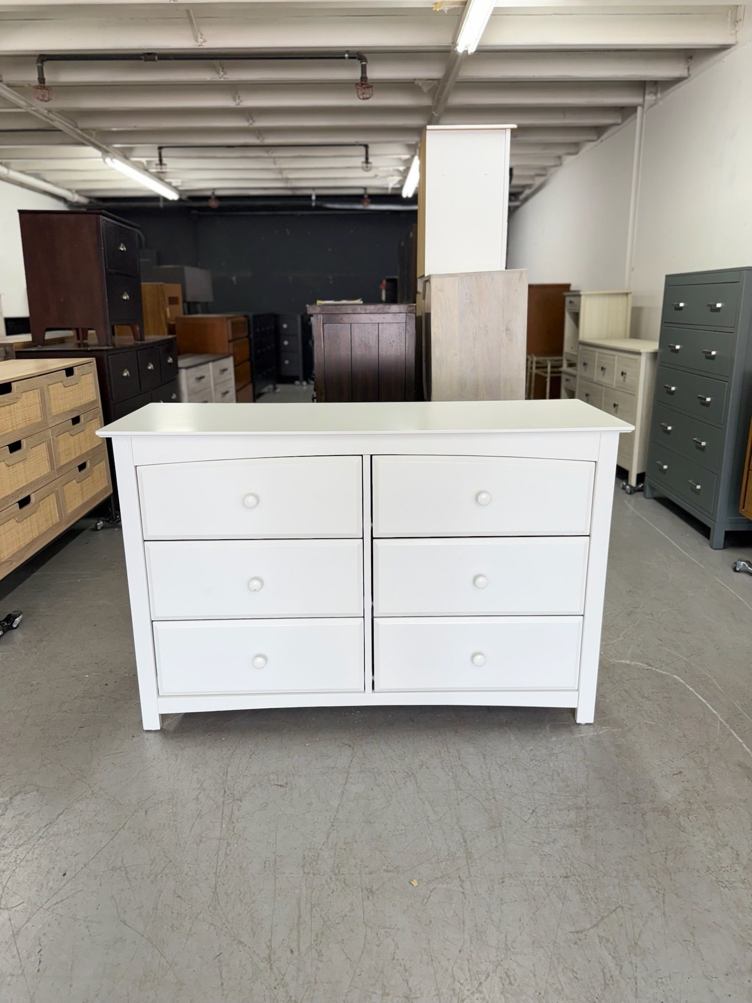 White 6 Drawer Dresser