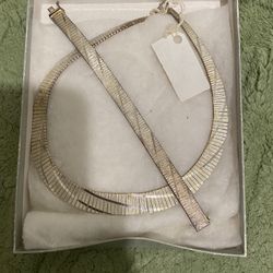 SET OF CHOCKER NECKLACE and BRACELET 