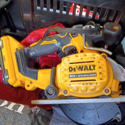 DeWalt saw