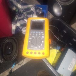Fluke 867b 