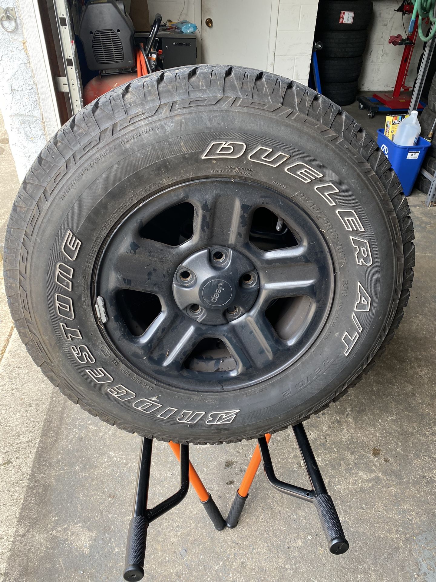 5) 245/75/16 Bridgestone Dueler AT Revo2 Tires
