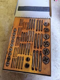 Tap And Die Set US Standard, Lots Of Sizes