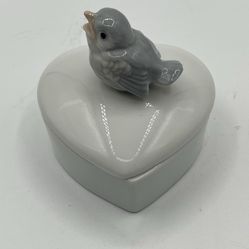 Vintage Oragiri Porcelain Heart Trinket Box