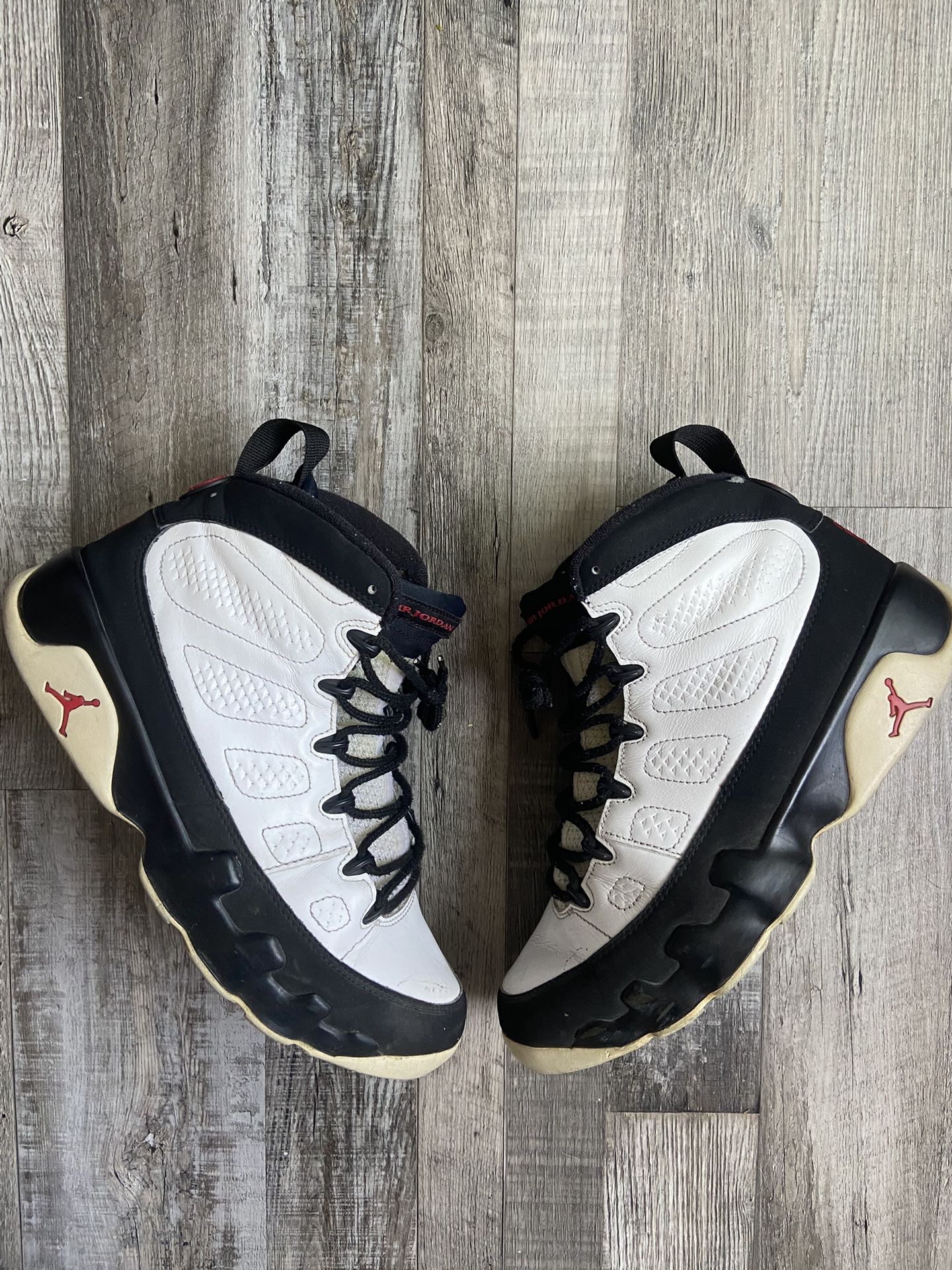 Jordan Retro 9