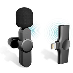 【Plug-Play with 2 Clips】 Upgraded Lavalier Wireless Microphone for iPhone Youtubers,Facebook Live Stream,Vloggers,Interview,Auto-syncs Clip-on iPhone 