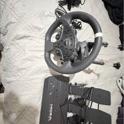 Moza r3 with clutch pedal