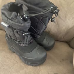 Boys Size 10 New Winter Boots