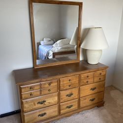 Chest of Drawers with Mirror