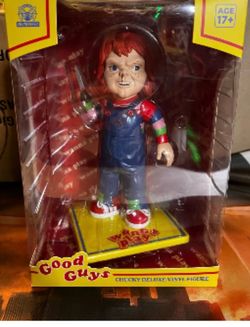Culturefly Chucky Deluxe Vinyl figure
