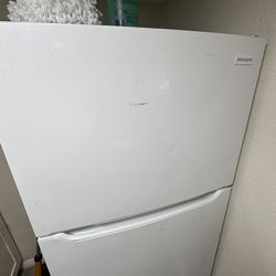 Frigidaire Refrigerator