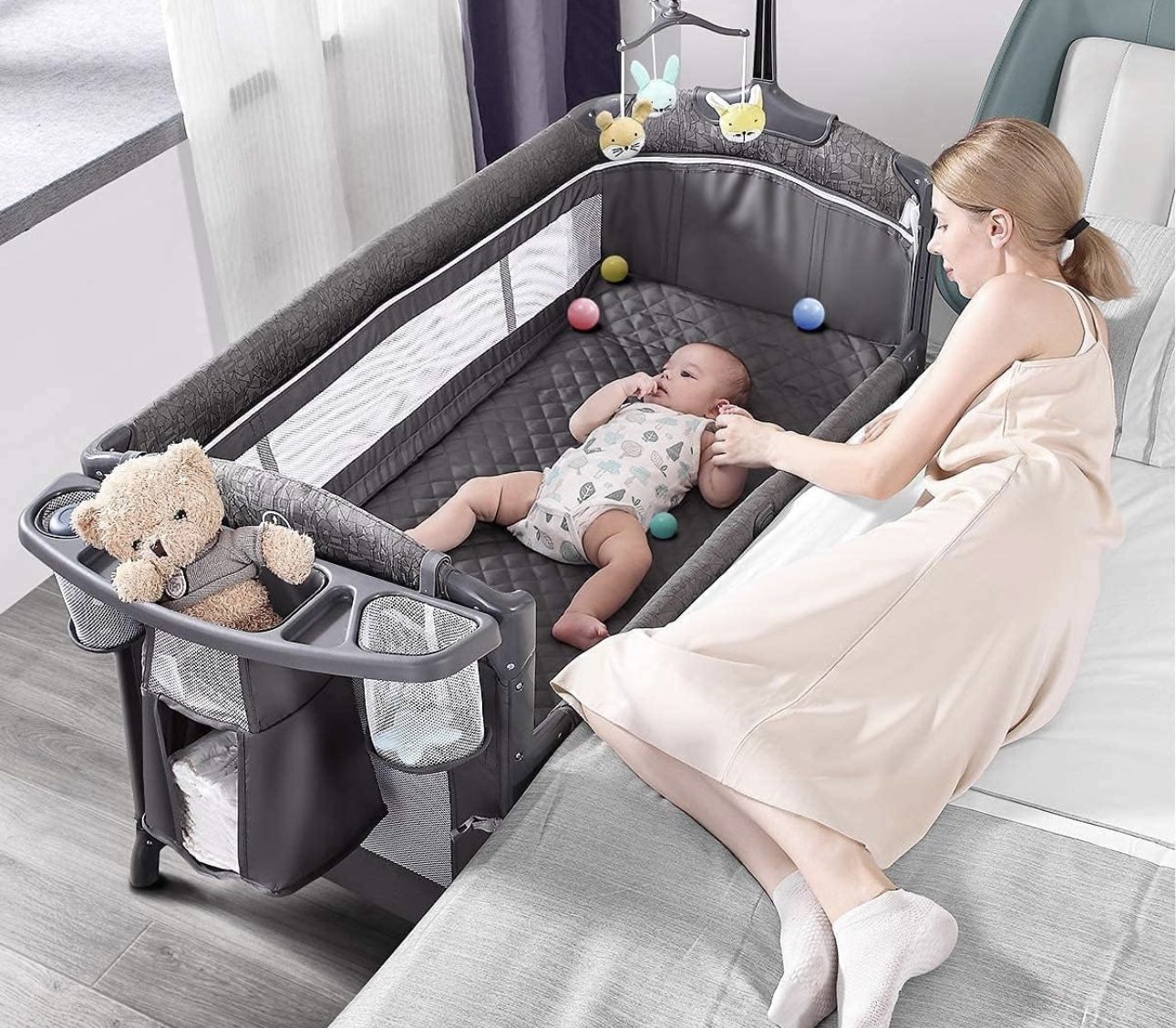 Pack N Play/bassinet Bedside Sleeper
