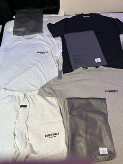 essential set/shirts