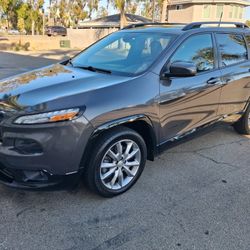 2018 Jeep Cherokee