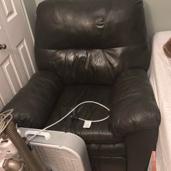 Recliner leather seat