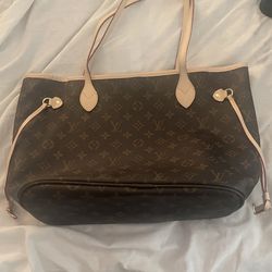 Loui Vuitton MM