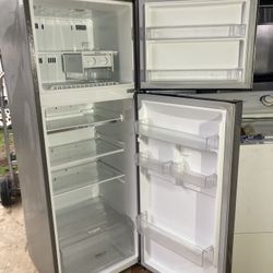 Refrigerator LG Stainless Steel 