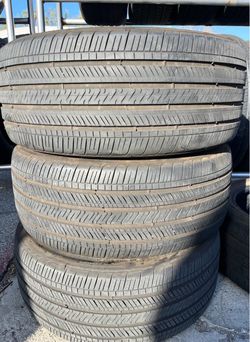 235-40-19 Goodyear