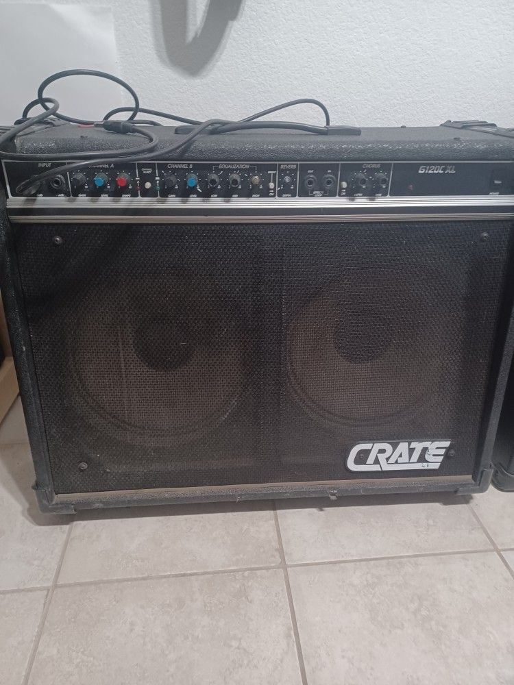 Crate 2×12 solid state amplifier