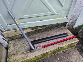 New Craftsman Universal Articulating Hedge Trimmer Attachment