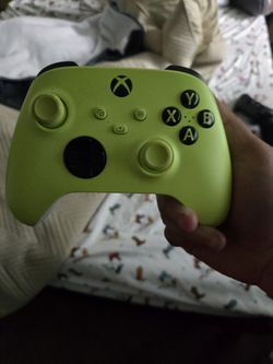 Neon Xbox Controller 