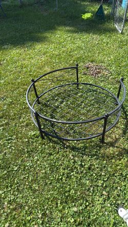 Very Large Iron Dog Bed