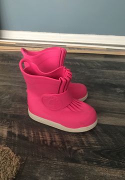 Butler brand boots - see pic $20