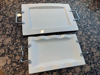 Set of 2 white ceramic serving trays