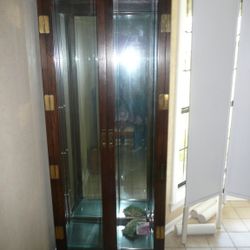 Lighted Curio Cabinets 