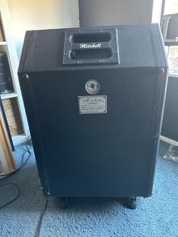 Vintage 1970s Mitchell Bass Mini Cab