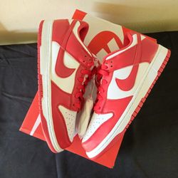 Nike Dunk Low SP St. John's