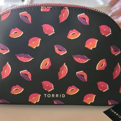 💋TORRID MAKE UP BAG💋