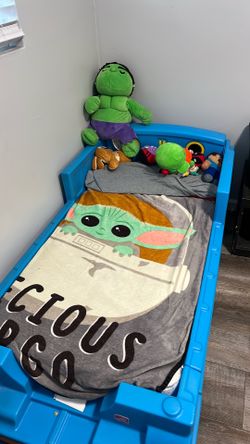 Thomas train bed