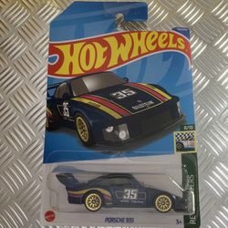 Hot Wheels Porsche 935 1:64 Mattel Diecast Long Card