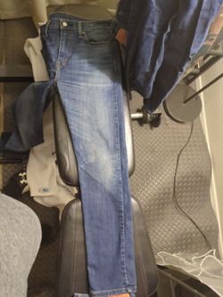Levis jeans 32 32