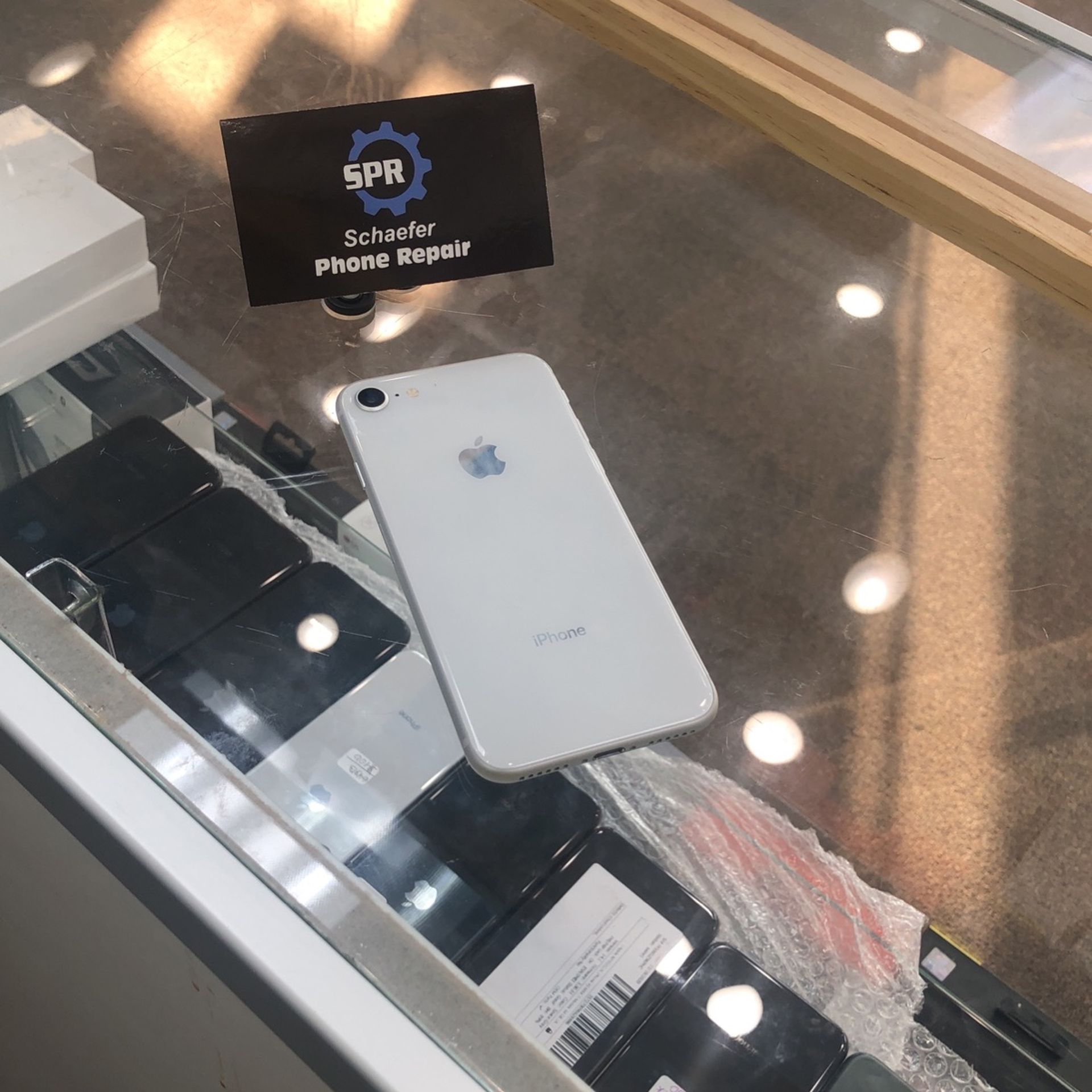 iPhone 8 64 GB Unlocked On Sales