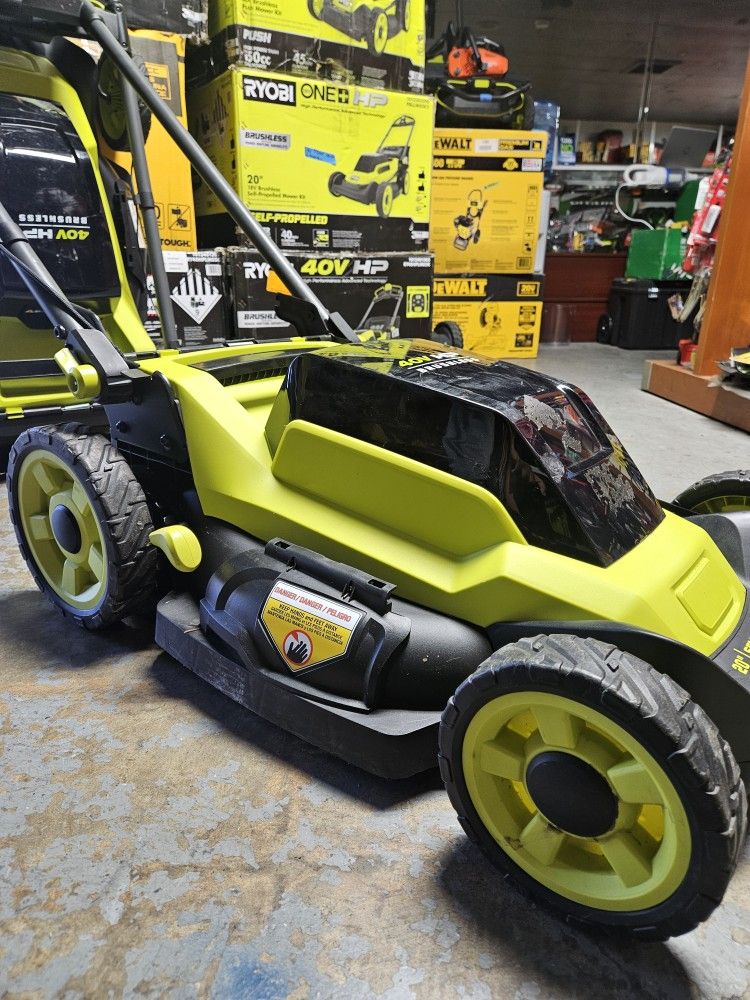 RYOBI 40V HP BRUSHLESS CORDLESS 20IN SELF PROPELLED LANW MOWER NO BAG